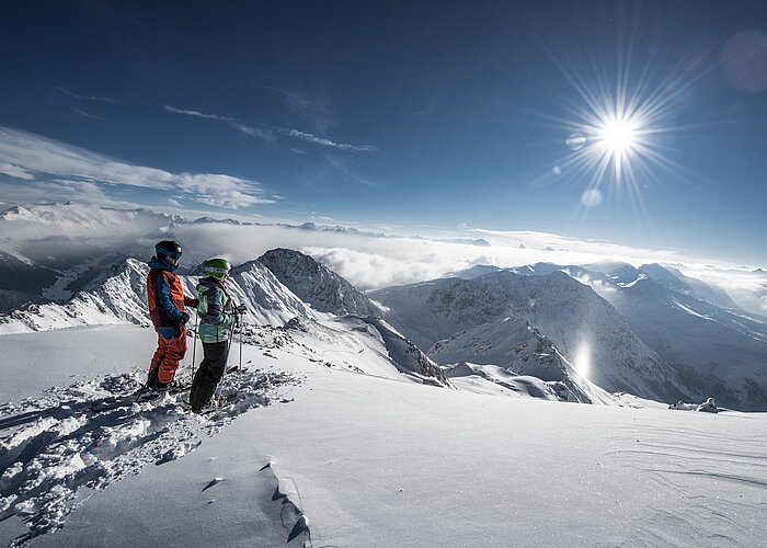 AMERON Davos Swiss Mountain Resort Skispecial Skifahren Winter